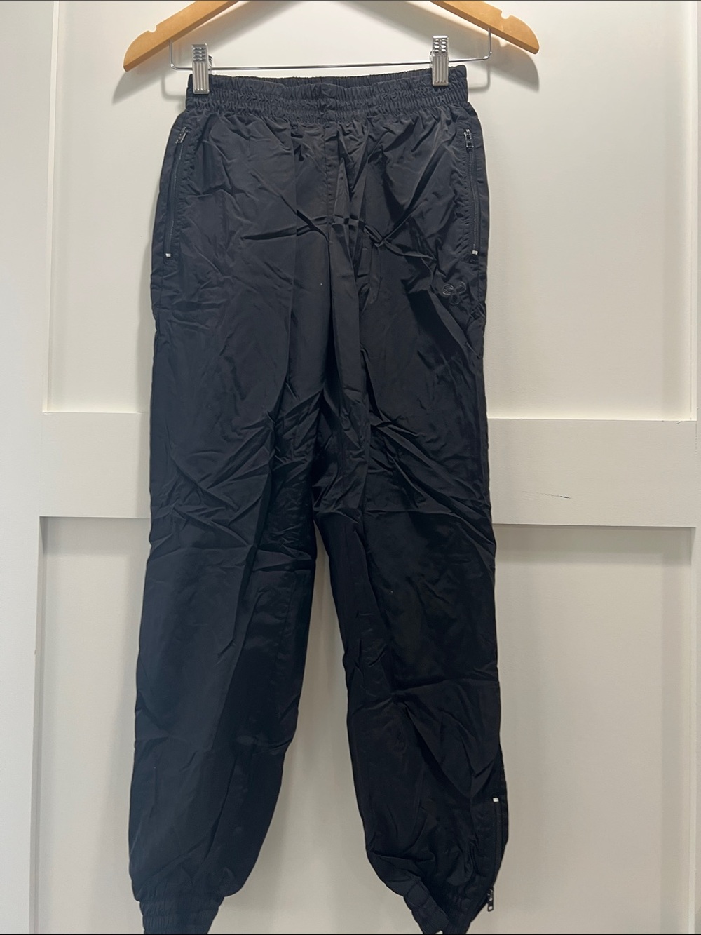 Aritzia TNA track pants  Black Elastic-Waist Casual Pants